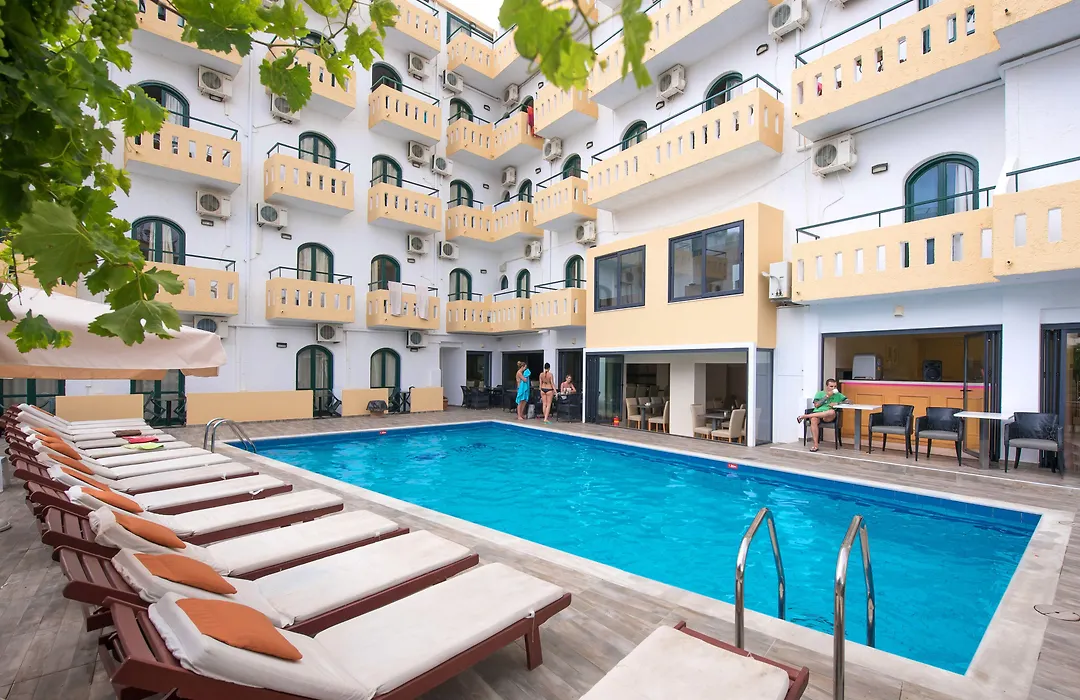 Pela Maria Hotel (Adults Only)-1